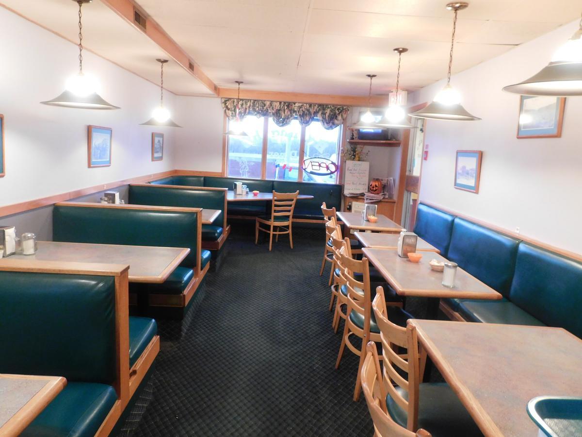 Casey'S Inn Lac du Bonnet Εξωτερικό φωτογραφία