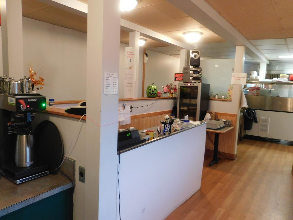 Casey'S Inn Lac du Bonnet Εξωτερικό φωτογραφία