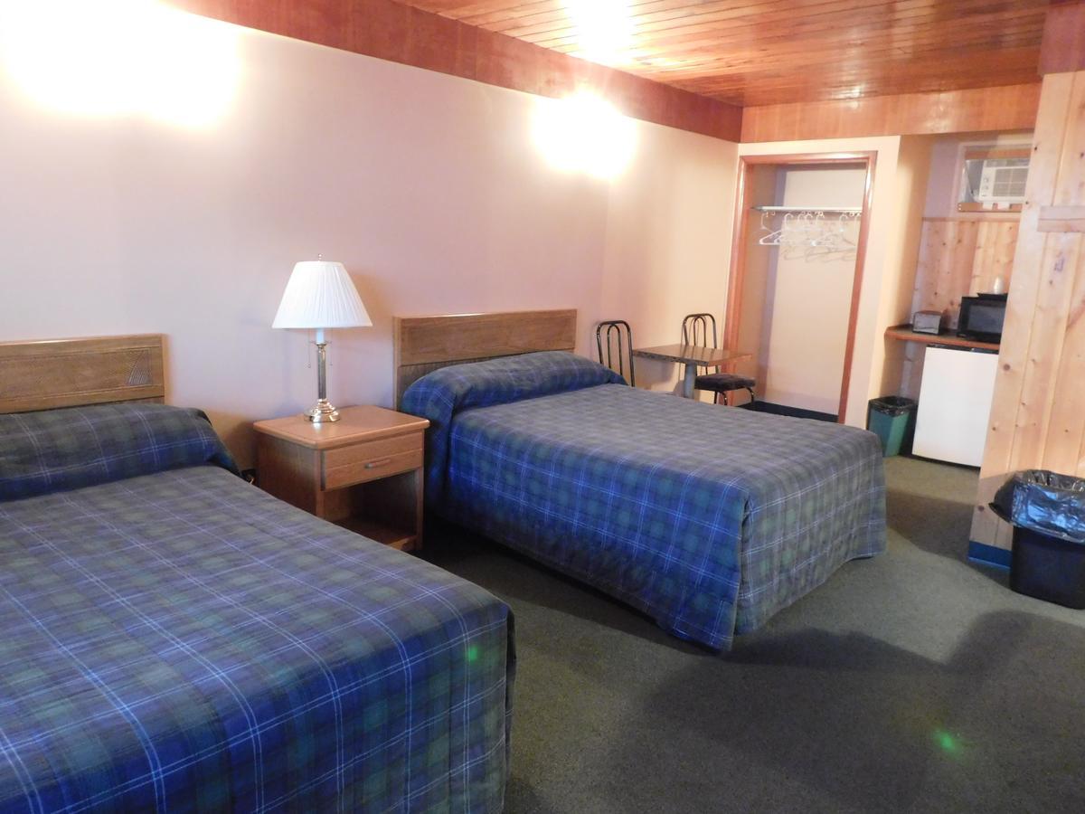 Casey'S Inn Lac du Bonnet Εξωτερικό φωτογραφία