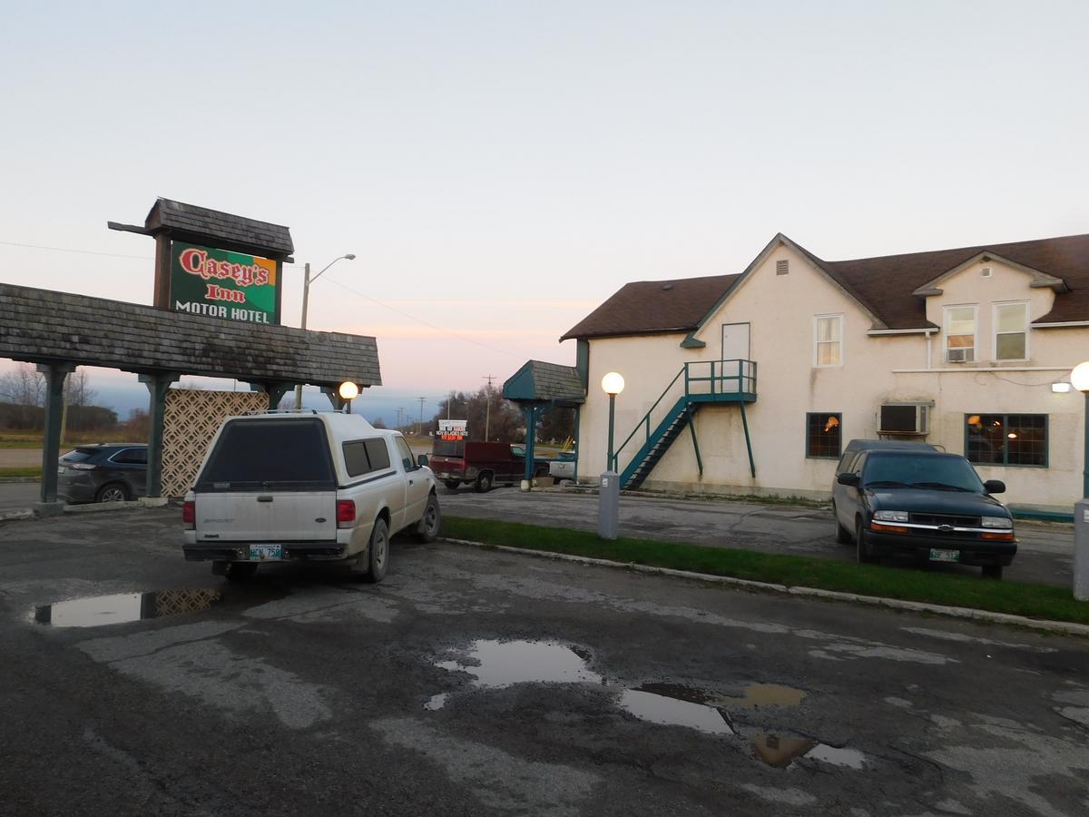 Casey'S Inn Lac du Bonnet Εξωτερικό φωτογραφία